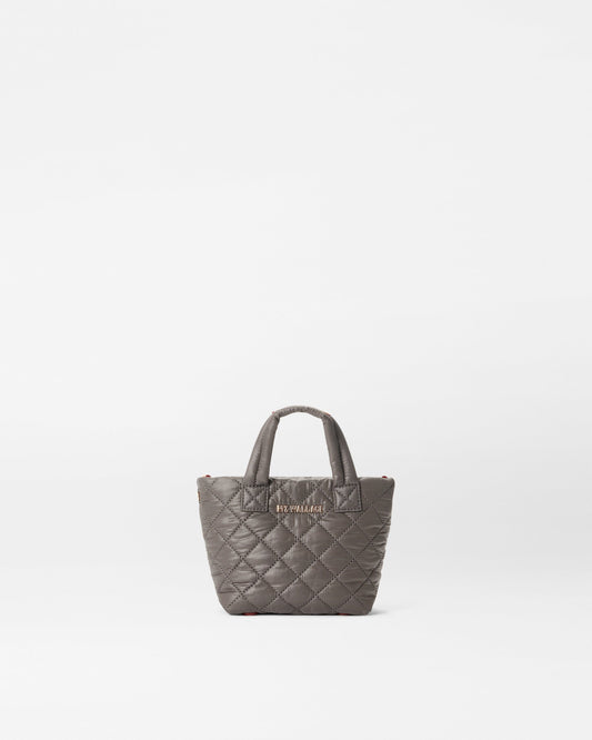 Magnet Petite Metro Tote Deluxe