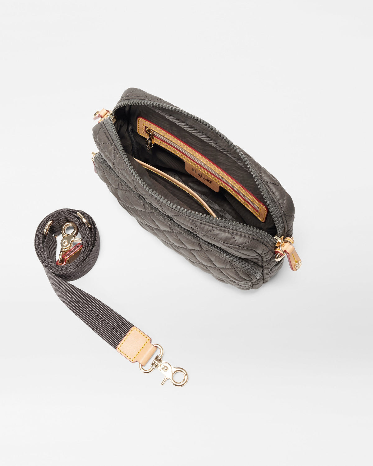 Magnet Small Metro Camera Bag