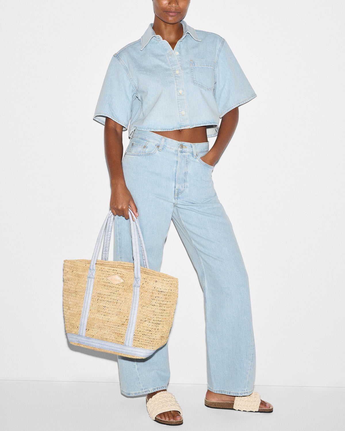 Raffia/Chambray Medium Raffia Tote